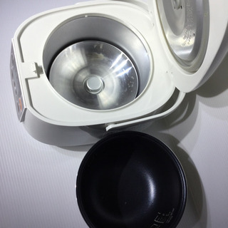 #4101 CCP 炊飯ジャー 3.5合 BK-R60-WH 2019年製の画像