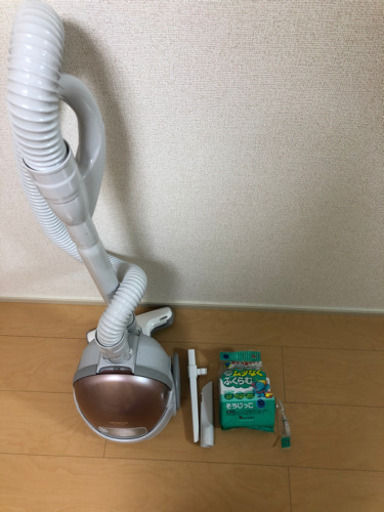 日立 コード付き掃除機 CV-V500