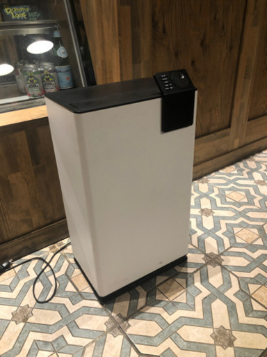 除湿機（コンプレッサー方式）  StadlerForm スタドラーフォーム 2318  [木造10畳・コンクリート20畳]