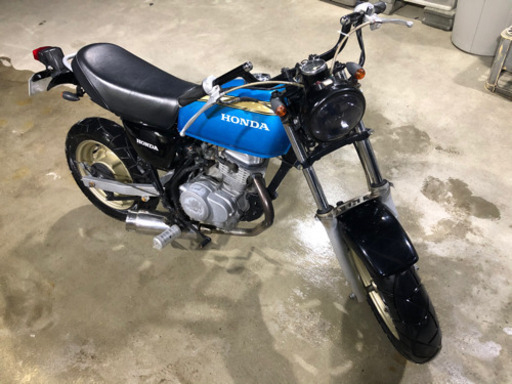 ①HONDA APE50