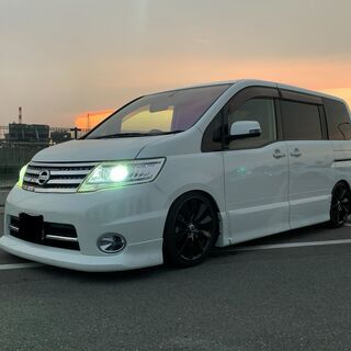 【終了】公認改造車！！☆★H21年式　セレナ　ハイウェイスターV　エアロセレクション　現状販売車両　現車確認歓迎　激安　ファミリーカー☆★ 　☆★　エアサス　ローダウン　ミニバン　検査有　ポッキリ価格！！　お金かかってます！！☆★の画像