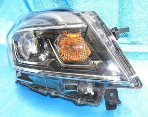 ★美品/USED★デイズルークス ハイウェイスター 後期 右 LEDヘッドライト 【Koito 100-6712J】