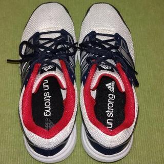 ✦アディダスランニングシューズ(26.0)の画像