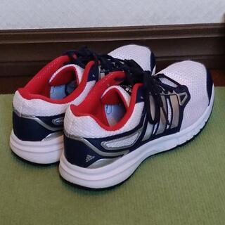 ✦アディダスランニングシューズ(26.0)の画像