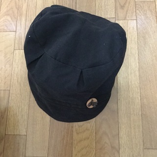 ワンピース、カットソー、帽子7点の画像
