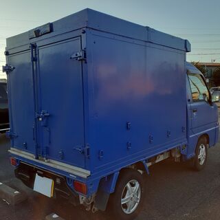 DIYで　キャンピングカー　ベースに　の画像