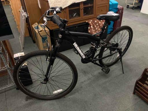 美品です！HUMMERの自転車　(後輪パンク)