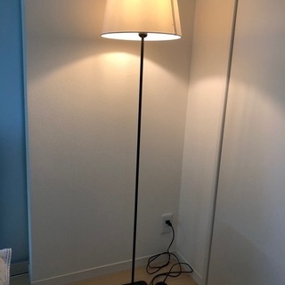 IKEA フロアランプ　ライトスタンド