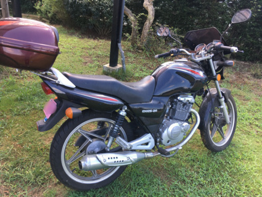 スズキ　EN125