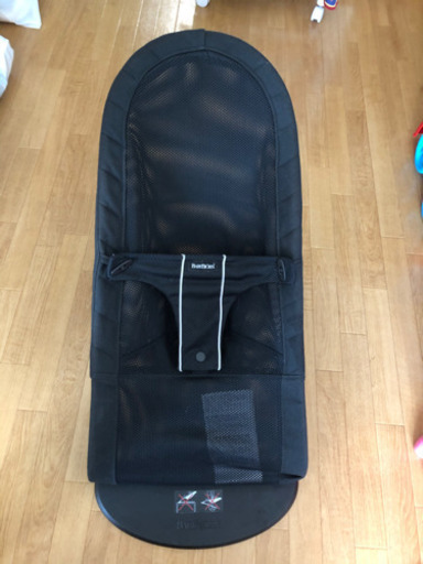 ベビージョルン バウンサー 黒 メッシュ
