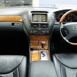 30セルシオ、VIP系カスタムにいかがでしょうか？イベントで良く見るベース車ですね♪の画像