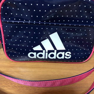 (お取引中)adidasショルダーバッグ