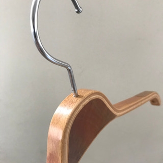 値下げ！　木のハンガー　C