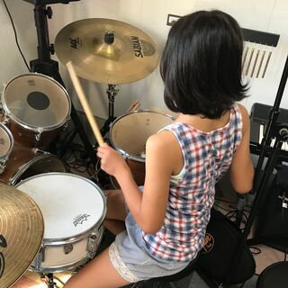 ギターやドラムの練習ができますの画像