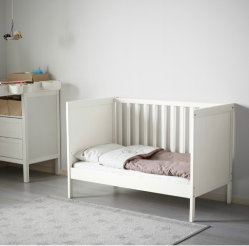 IKEA ベビーベッド(SUNDVIK スンドヴィーク)　