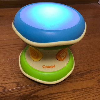 コンビ　光るにぎやかドラム