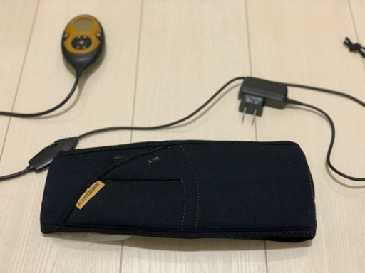 スレンダートーン　EMS 替パッド2セット付き