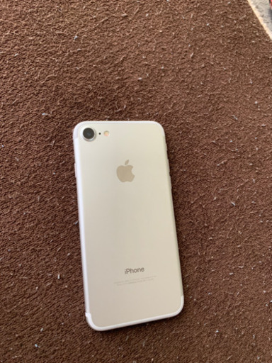iPhone7 128G シムロック解除済