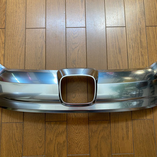 ステップワゴン　純正フロントグリル