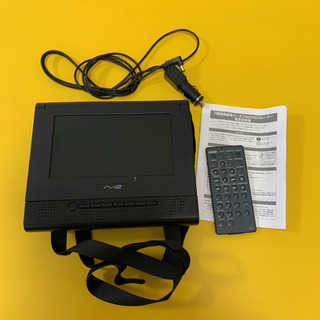 7型液晶搭載ポータブルDVDプレーヤー