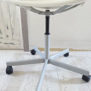 1,500円 USED【IKEA】イケア 回転椅子 ワークチェア（SNILLE）高さ調節可能 インテリアの画像