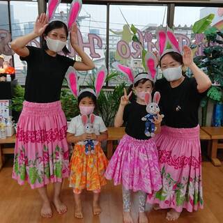 【品川・大井町フラダンス教室】🐰親子フラダンス🐰【ナーレイレイコフラスタジオ】ママとお子さんの楽しいフラダンスの画像