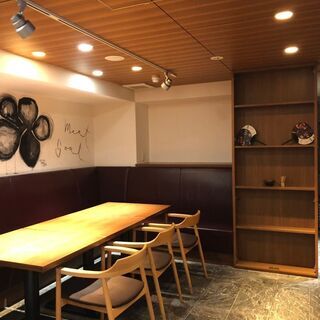 ホールのお手伝いさん募集です。の画像