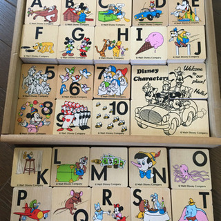ディズニー　アルファベット木製積木　DWEの画像