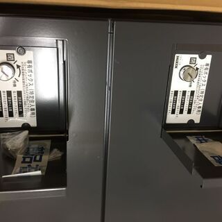 宅配ボックス【幅木付き】  ダイケン TBX-G1SS-G ダークグレー 前入れ前出　専有の画像