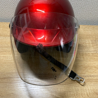 ヘルメット　赤