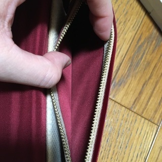 【未使用品】長財布　レッド　山羊革？の画像