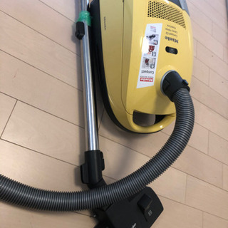 あげます！ミーレ掃除機C2カナリーイエロー