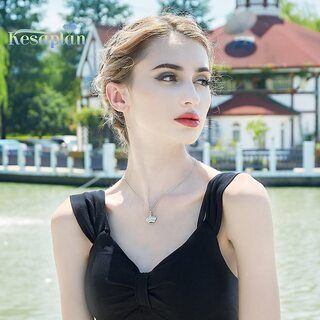 【新品】【日本全国郵送相談可】【クラウン】王冠 モチーフ ネックレス レディース ダイヤ ペンダント スワロフスキー クリスタル ネックレス 女性 アクセサリー チェーン 結婚式 プレゼント ギフトボックス付きの画像