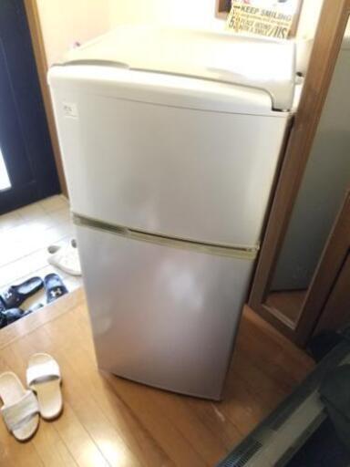 最終値下！！美品　使用短い　冷凍冷蔵庫　SANYO　SR-111U　2016年式？