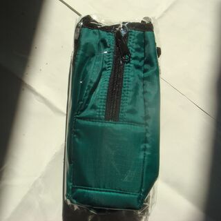 ショルダーボトルバッグの画像