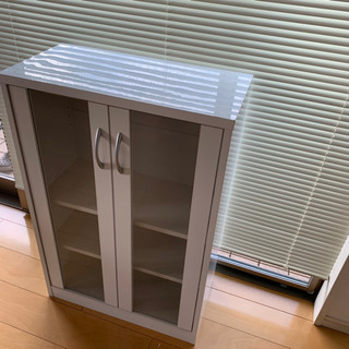 食器棚の画像