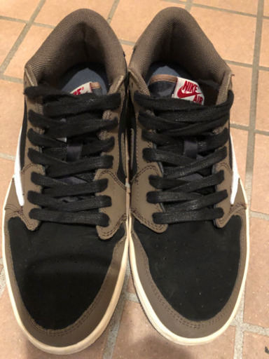 トラヴィス  ナイキ　スニーカー