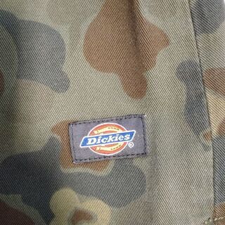 ROSE BUDとDickiesコラボ　迷彩フレアスカートの画像