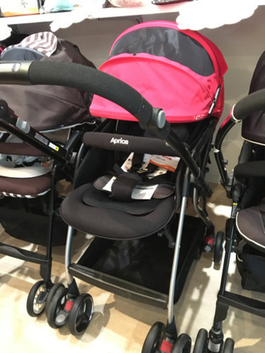 ■店頭引取限定■アップリカ　新生児対応ベビーカー　オプティア♫