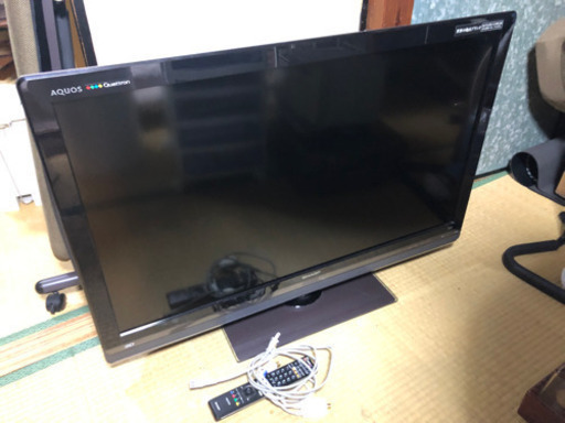 送料無料　SHARP 3D対応 LEDバックライト 40インチ 土台ガラストップ LC-40LV3 シャープ AQUOS 液晶テレビ