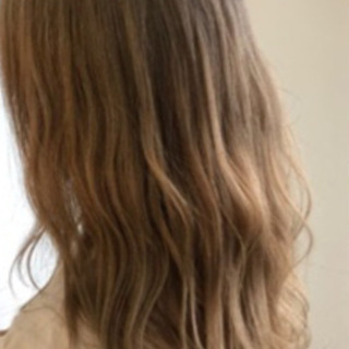 ヘアカラー　¥1000