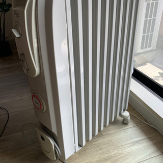 デロンギオイルヒーターお譲りしますの画像