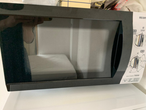 【8/29 10~12時取引】2019年製電子レンジ