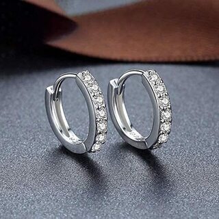 【新品】【日本全国郵送相談可】ピアス フープ レディース【金属アレルギー対応】18金 人気 イヤリング ジルコニアピアス おしゃれ 華奢 シンプル ファッション 上品の画像