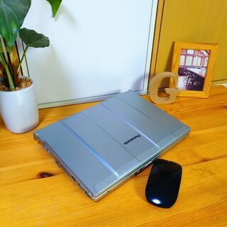 core5で高性能のPanasonic♪　頑丈＆軽量コンパクトで...