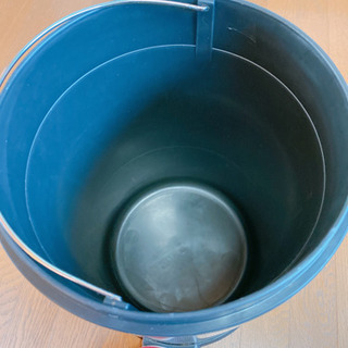 2つセット ゴミ箱 ペダルペール キャスター付きゴミ箱の画像