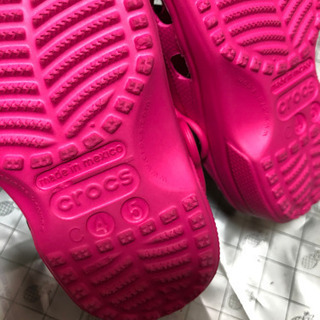 中古　ベビー　クロックス　ディズニー　飾り付き　ピンク　14cmの画像