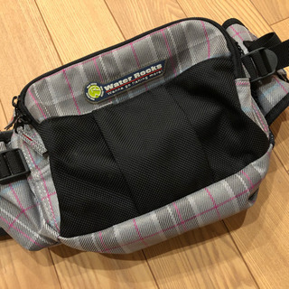 Water Rocks ウエストバッグ
