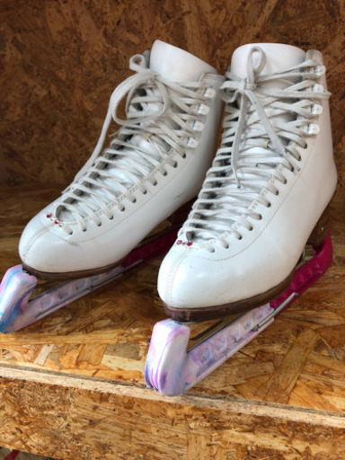 オススメ‼︎   23cm   アイス　スケート　靴　滑る　氷