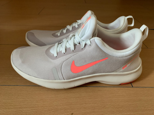 NEW WOMEN’S NIKE FLEX EXPERIENCE RN 8 25CM